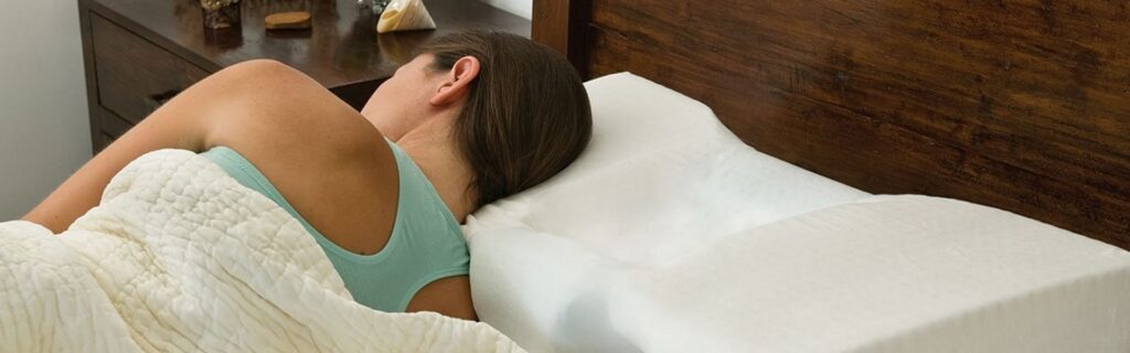 10 Best Pillows For Side Sleepers – Forget About Snoring And Neck Pain!