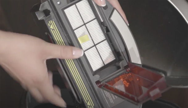 How to Empty Roomba Vacuum: All Models Considered